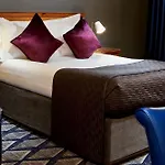 فندق Springhill 3*