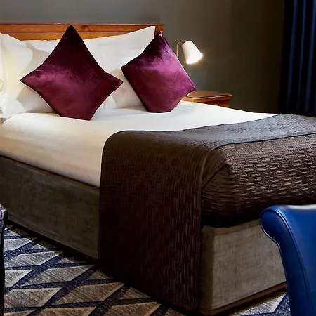 Hotel Springhill Court & Leisure Club 3*