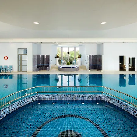 Springhill Court & Leisure Club Hotel