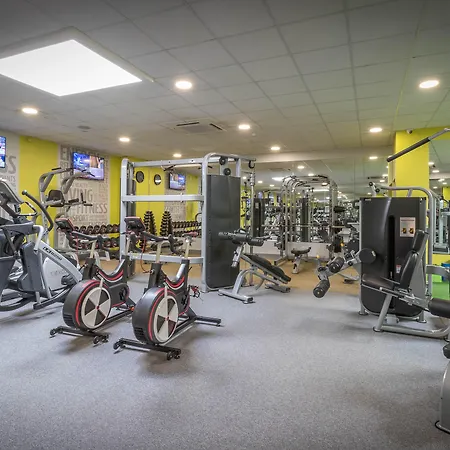 Springhill Court & Leisure Club