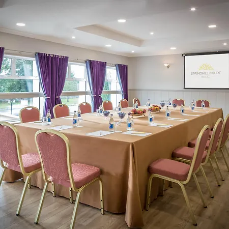 Hotel Springhill Court & Leisure Club 3*