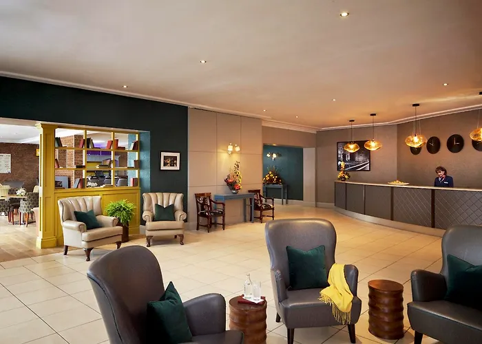 Springhill Court & Leisure Club Hotel 3*